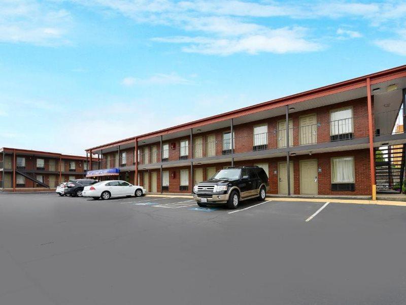 Rodeway Inn Nashville Exterior photo