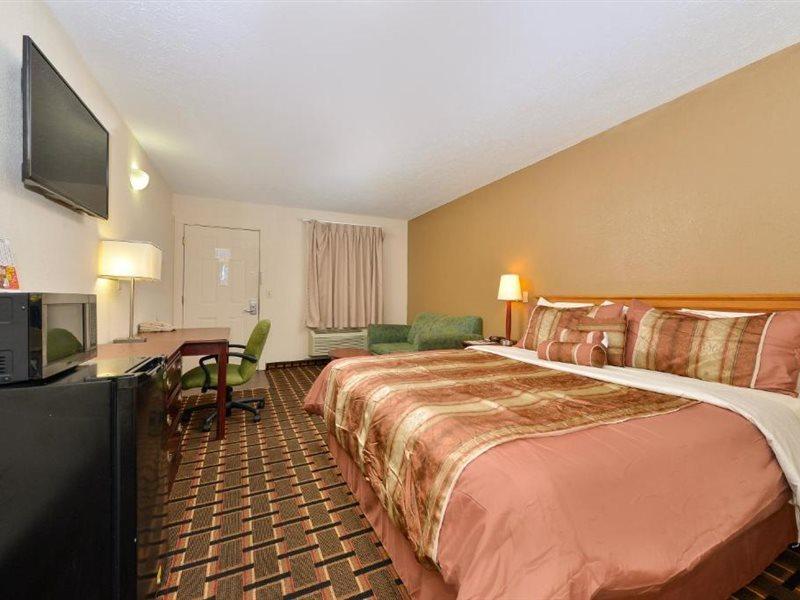 Rodeway Inn Nashville Exterior photo